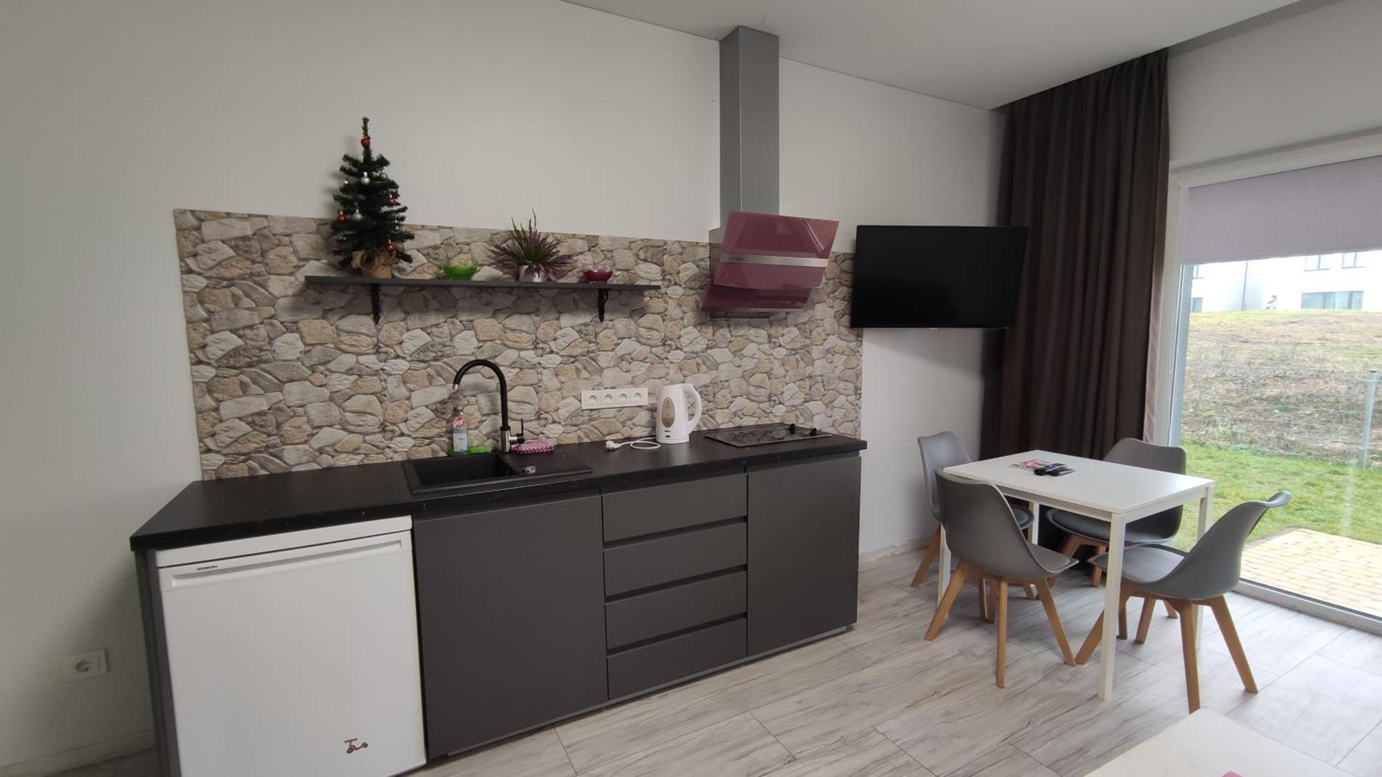K-Town - Apartments Viabaltic Kaunas Habitación foto